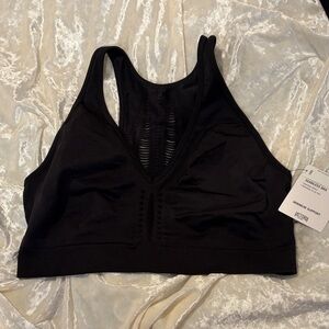 NWT Victoria's Secret Black Sports Bra